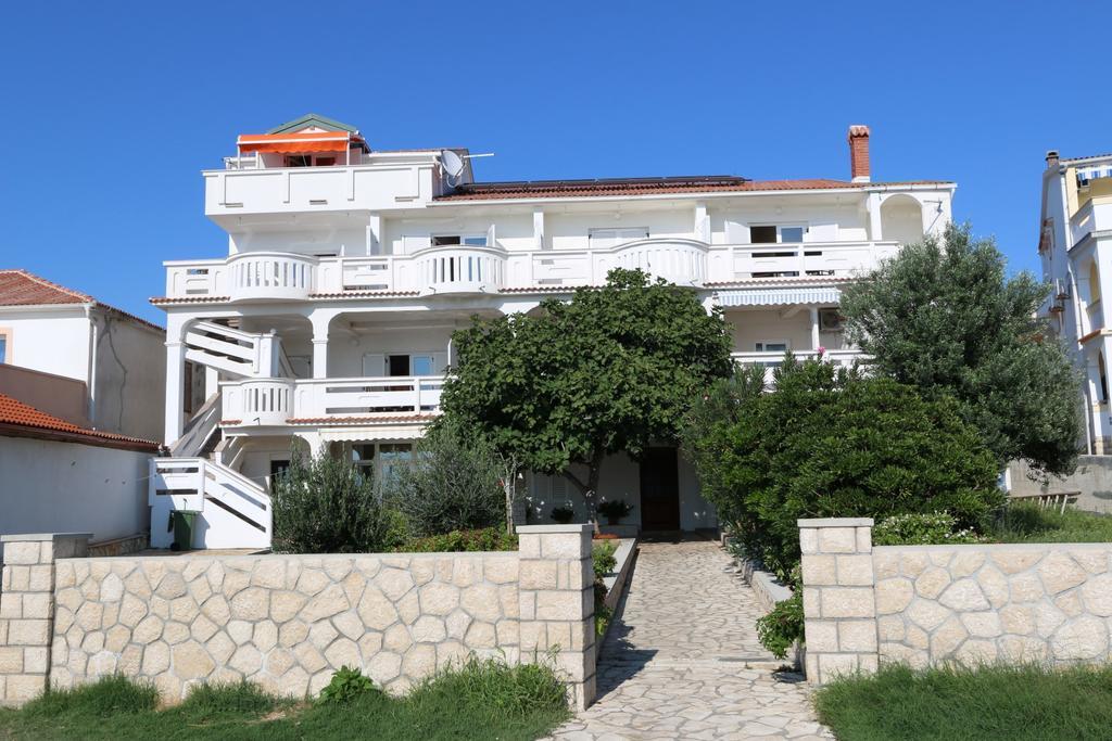 Ferienhaus Rajka Kustici Ngoại thất bức ảnh